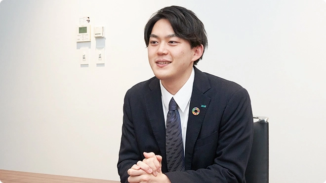 新卒採用者インタビュー