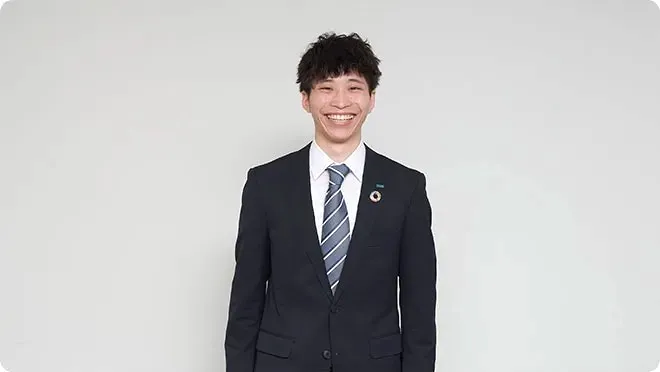 新卒採用者インタビュー