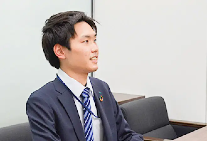 新卒採用者インタビュー