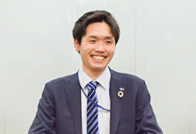 新卒採用者インタビュー